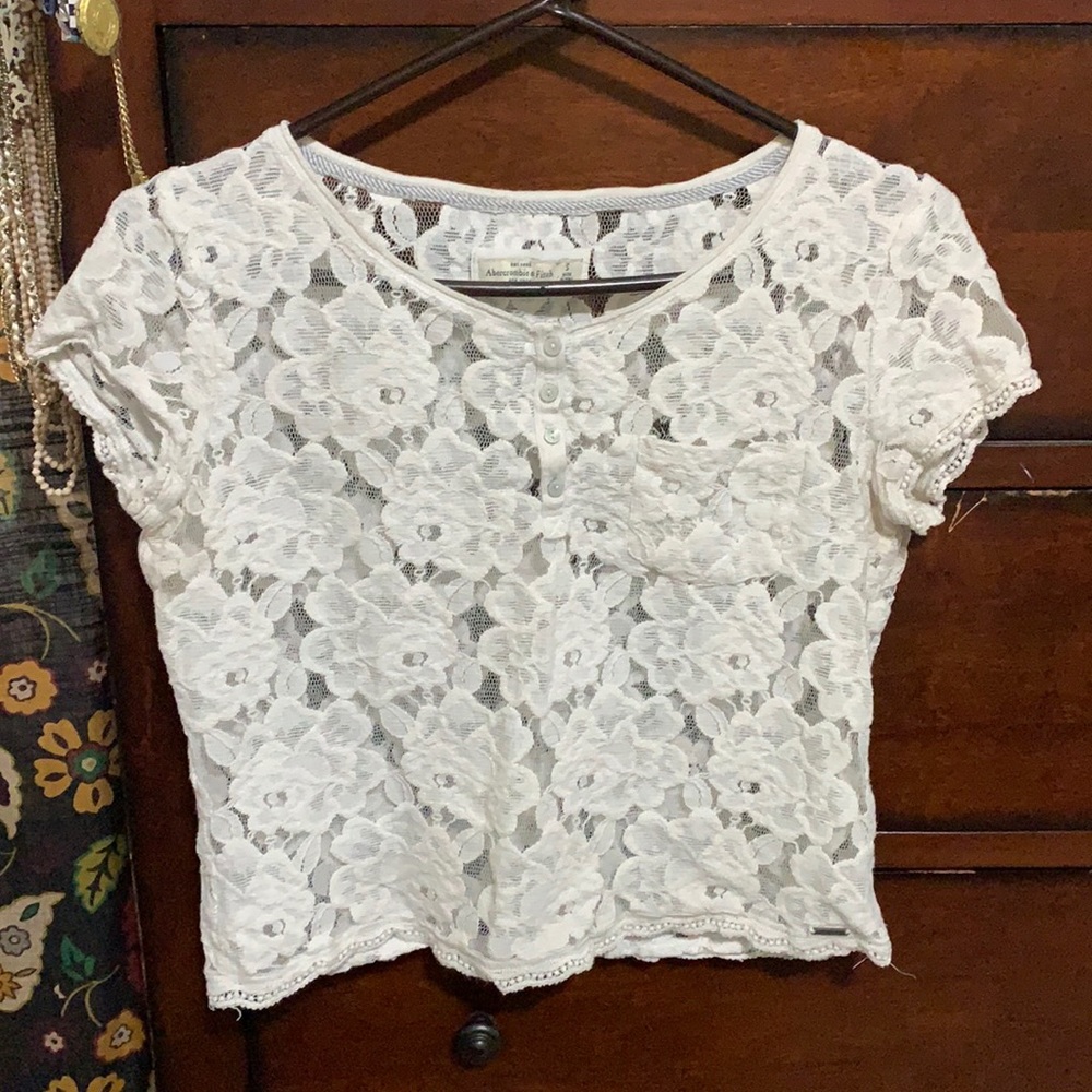 White sheer floral lace Abercrombie tee with chest pocket 3/$20